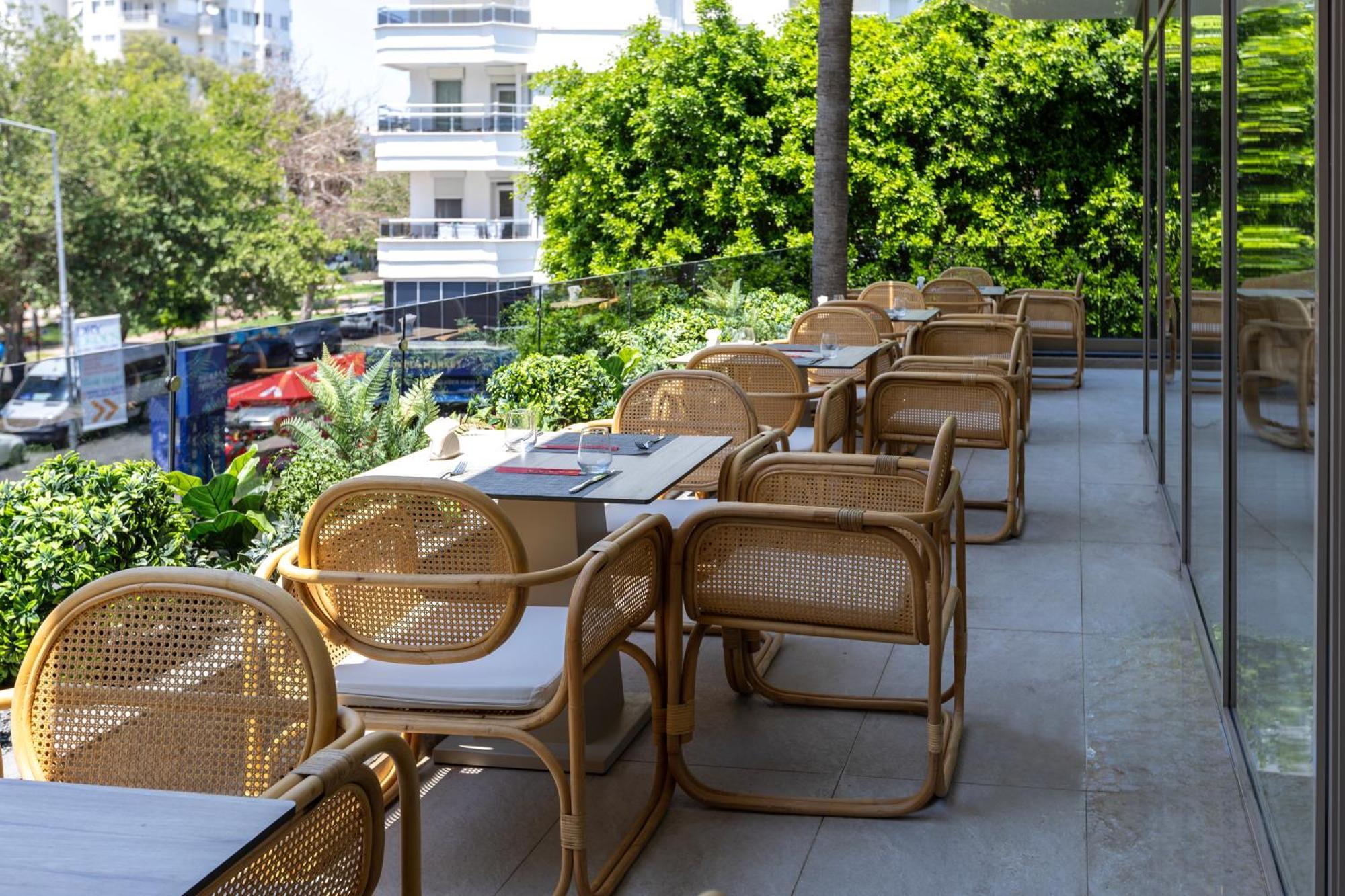 Delta Hotels By Marriott Antalya Lara - Adult Only Bagian luar foto