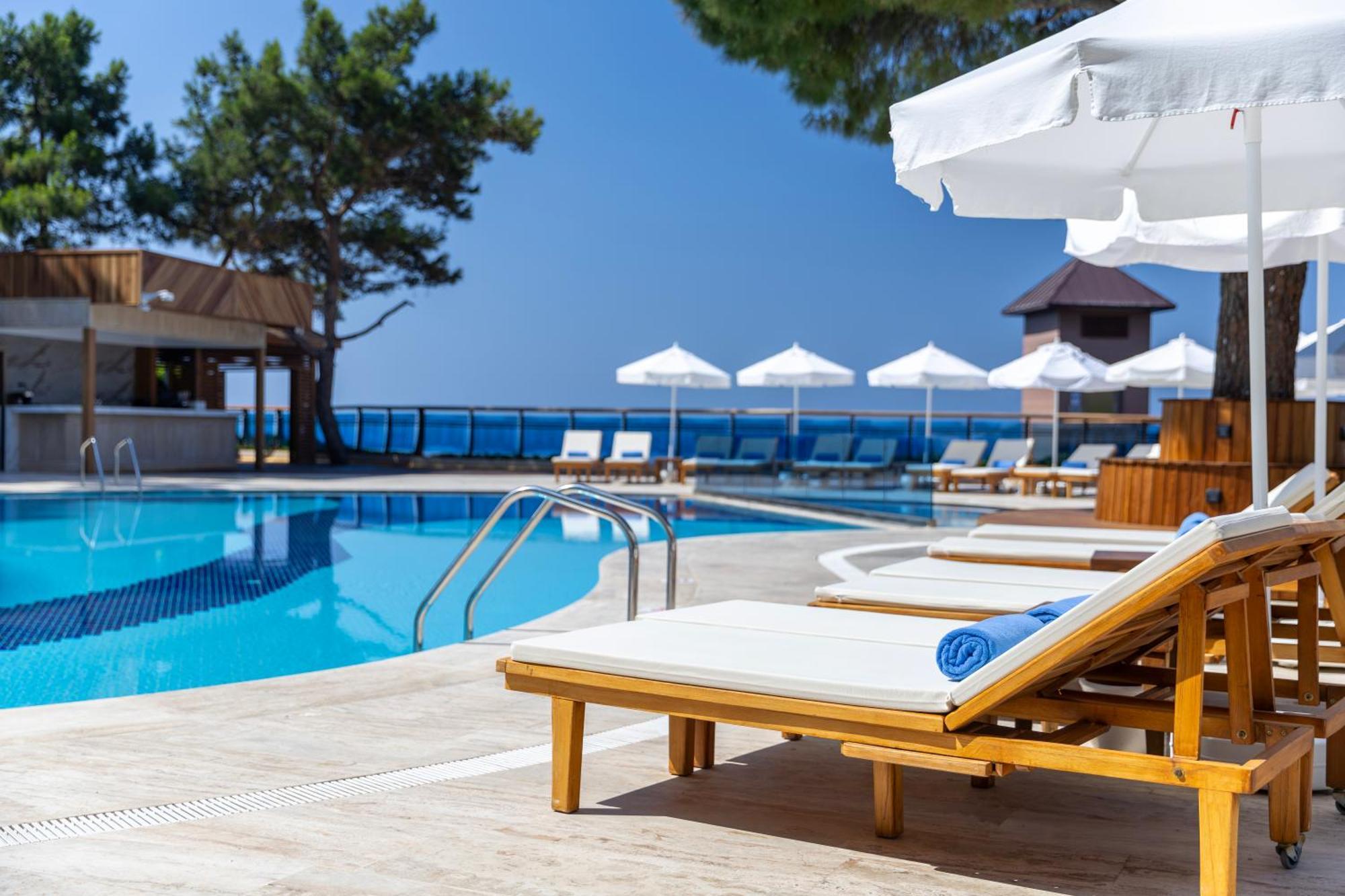 Delta Hotels By Marriott Antalya Lara - Adult Only Bagian luar foto