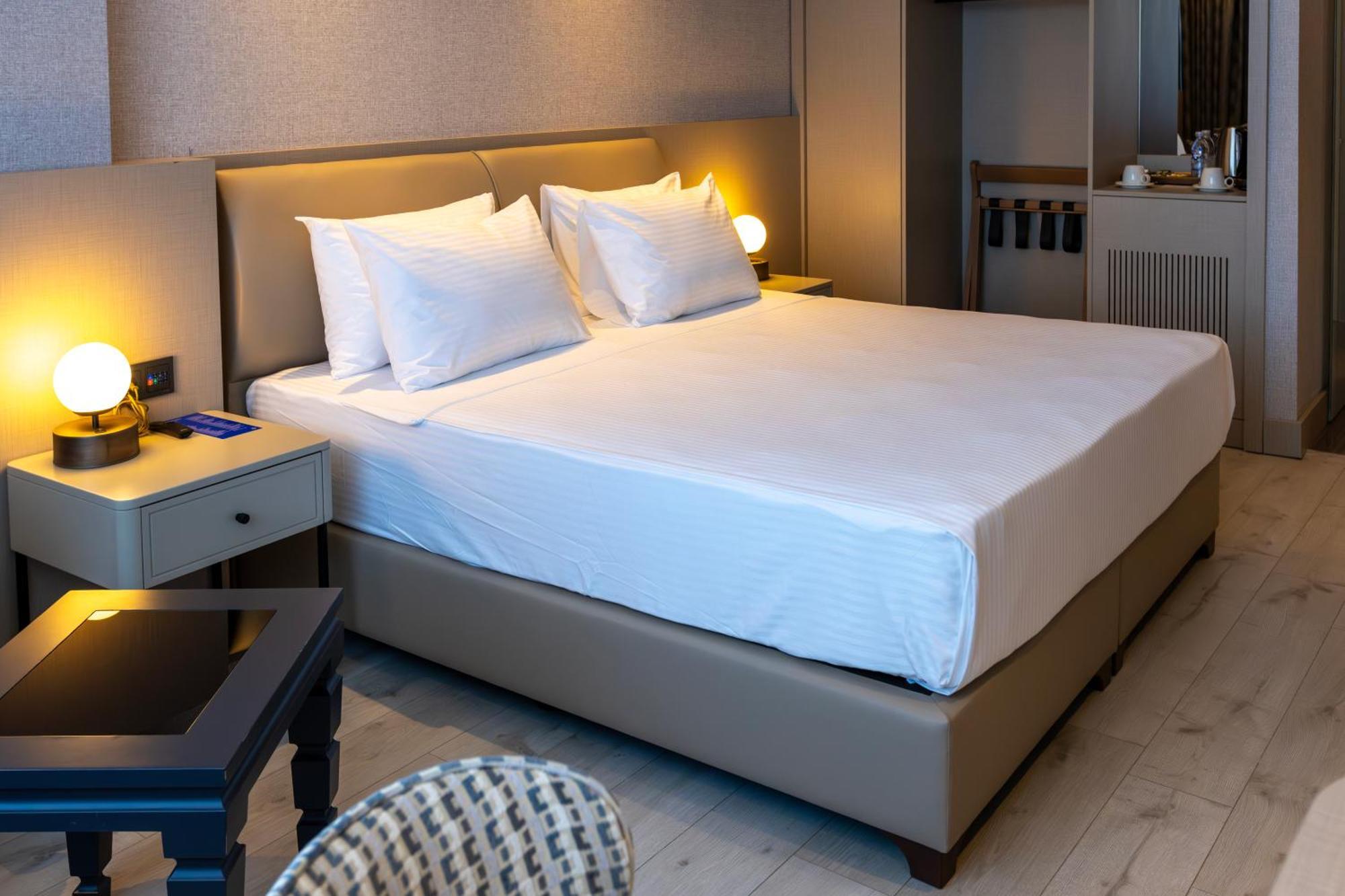 Delta Hotels By Marriott Antalya Lara - Adult Only Bagian luar foto