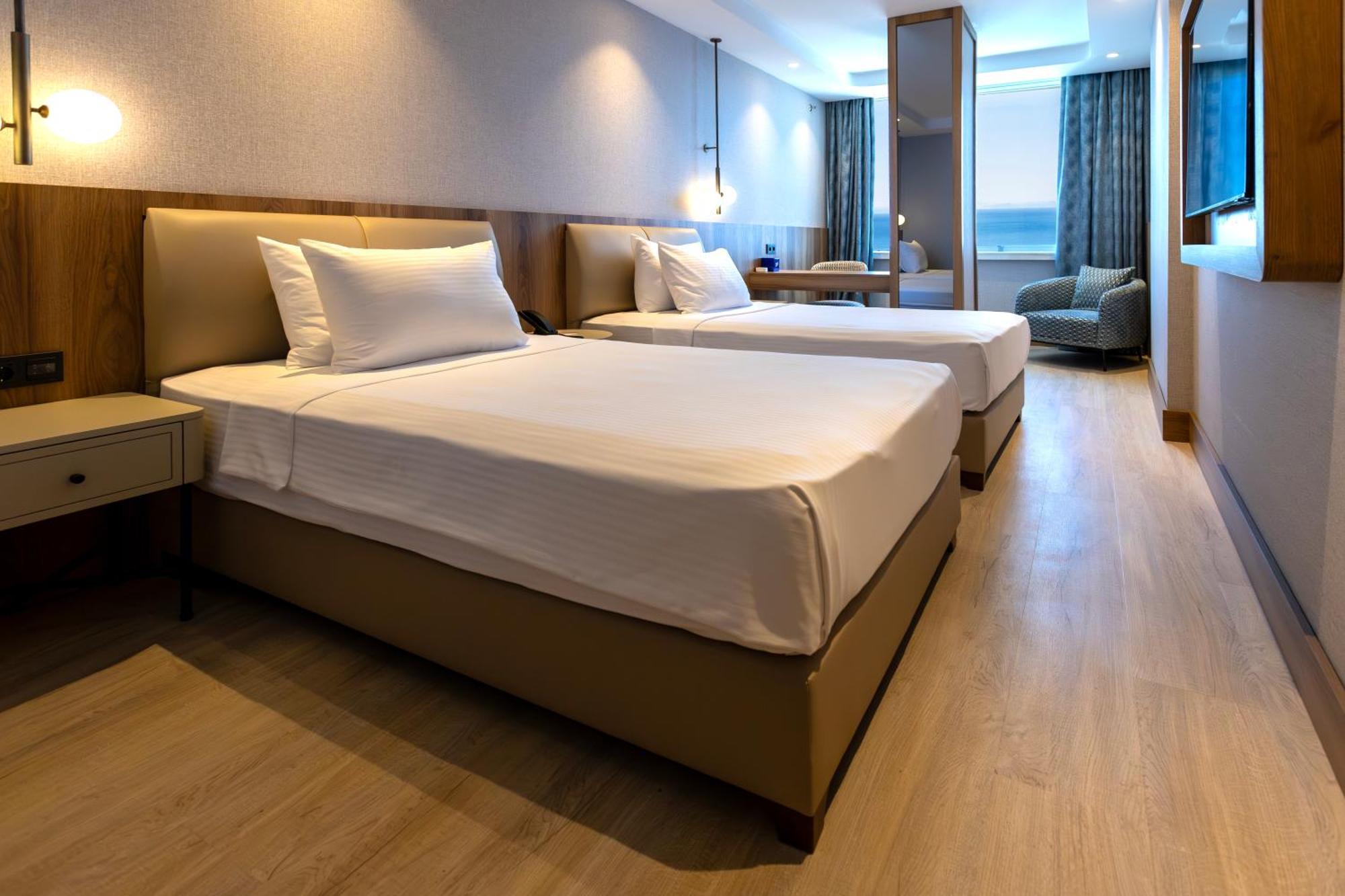 Delta Hotels By Marriott Antalya Lara - Adult Only Bagian luar foto