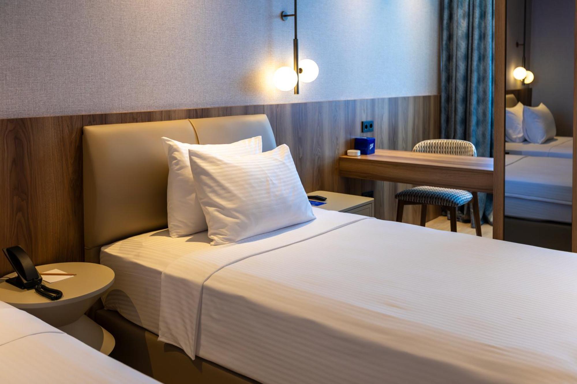 Delta Hotels By Marriott Antalya Lara - Adult Only Bagian luar foto