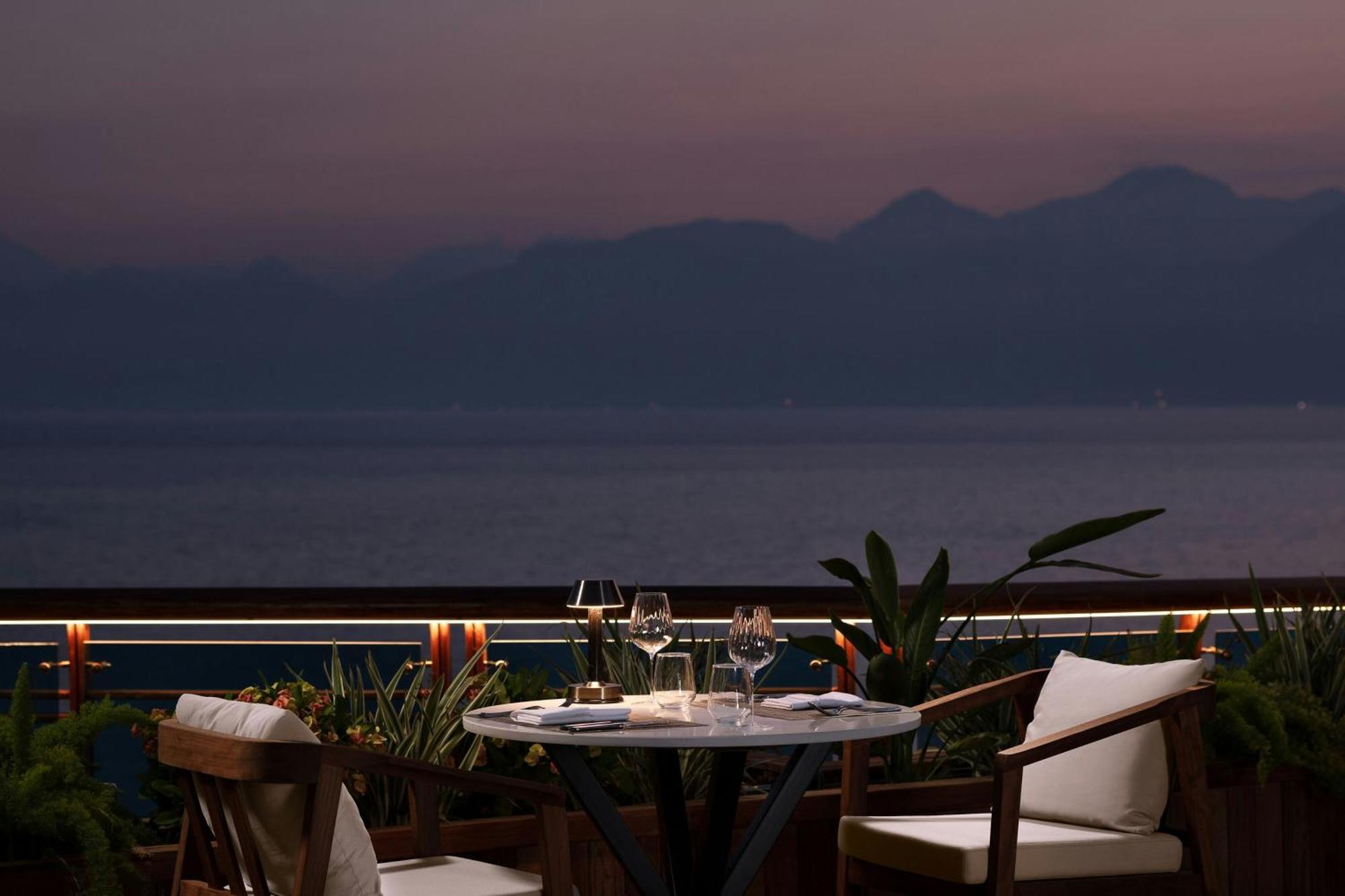 Delta Hotels By Marriott Antalya Lara - Adult Only Bagian luar foto